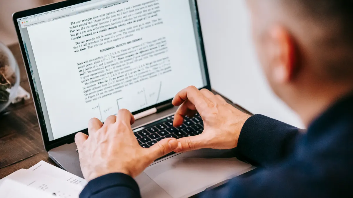 AI Writing Tools & Human-in-the-Loop Workflows: The Complete Guide